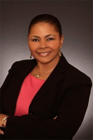 Linda Henderson Image